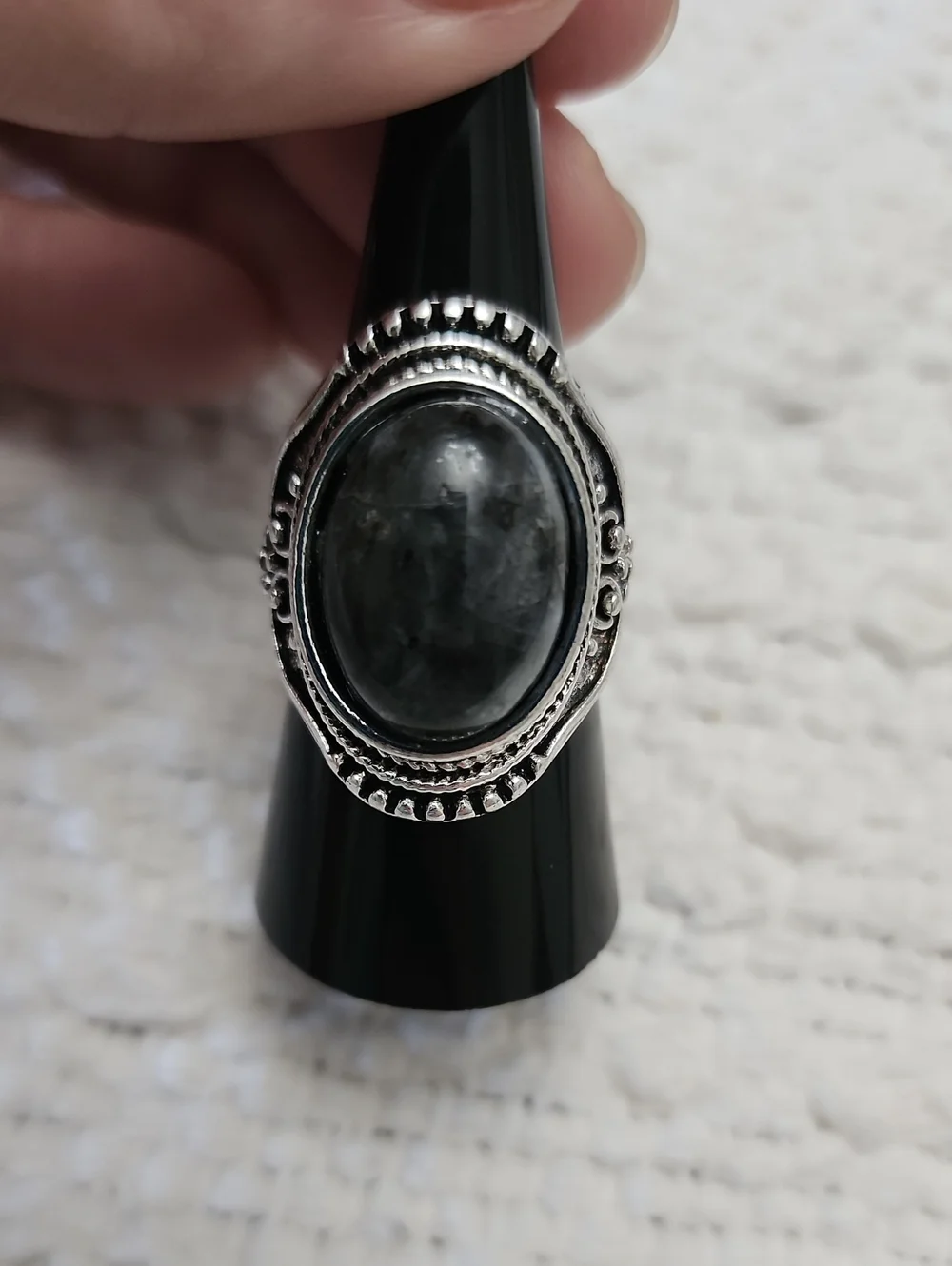 Unisex Vintage Style Oval Moonstone Gemstonr Inlaid Antique Silver Plated Ring